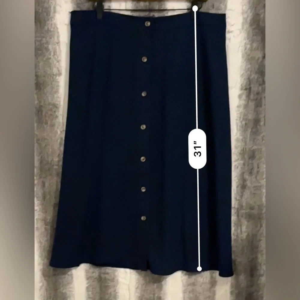 Lauren Conrad Navy Button-Front A-Line Skirt size XL - Picture 9 of 9